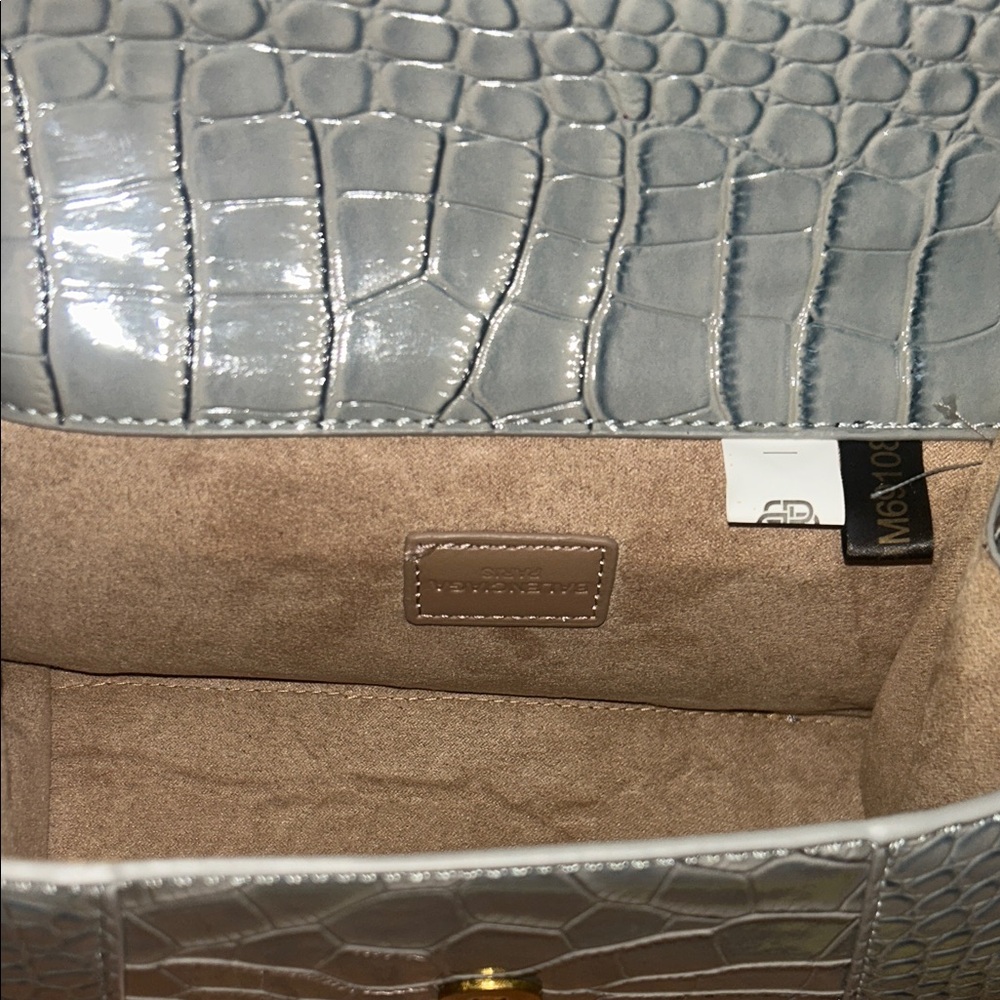 Gray Crocodile Embossed Handbag - Picture 6 of 7